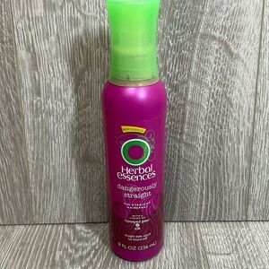 Herbal Essences Dangerously Straight Pin Straight Hairspray